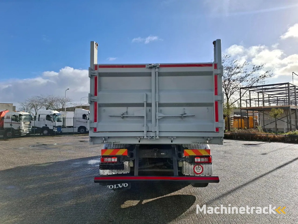 Volvo FMX-460 / 8X4 / BIG AXLE / VEB+ / ONLY:344574 KM / LIFT+LENKACHSE / 21CM³  / AUTOMATIC / EURO-6 / 2015