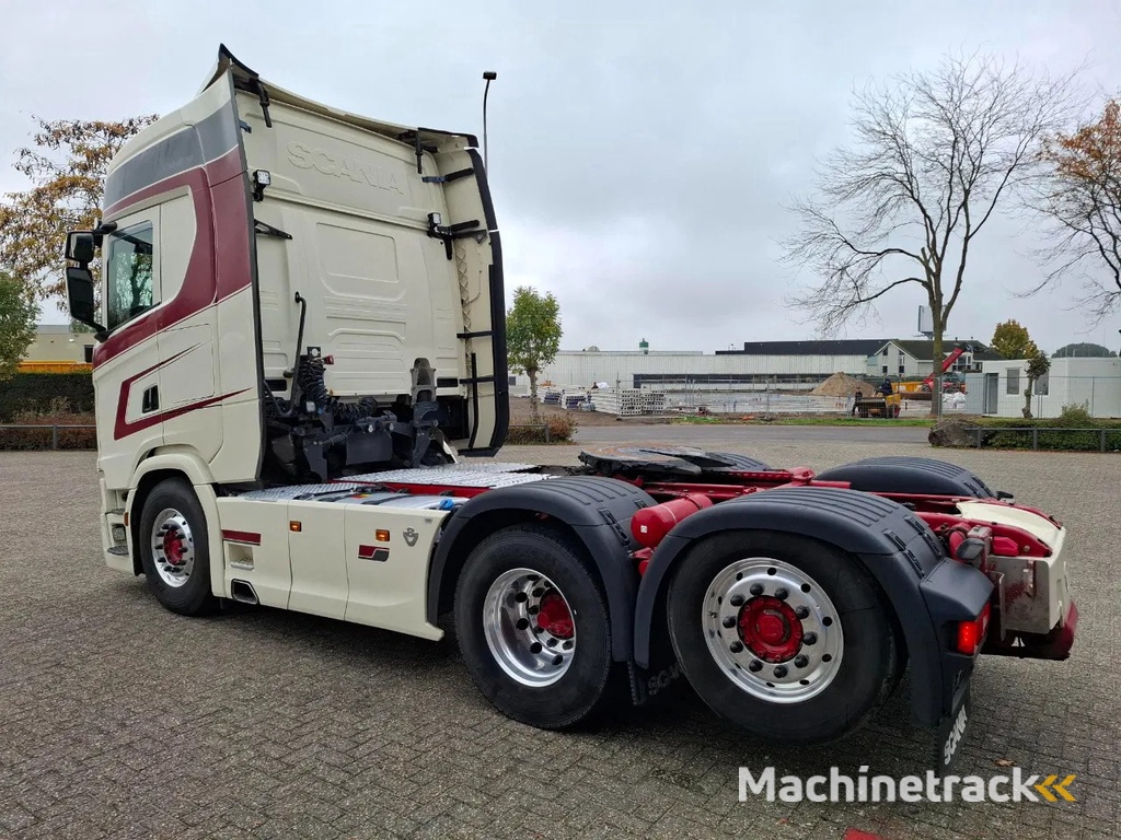 Scania NGS S650 V8 / RETARDER / 633397 KM / 9 TON FRONT AXELE / FULL-AIR / INLINER / FULL SPOILER / LEATHER / ALCOA / NAVI / FRIDGE / EURO-6 / 2020