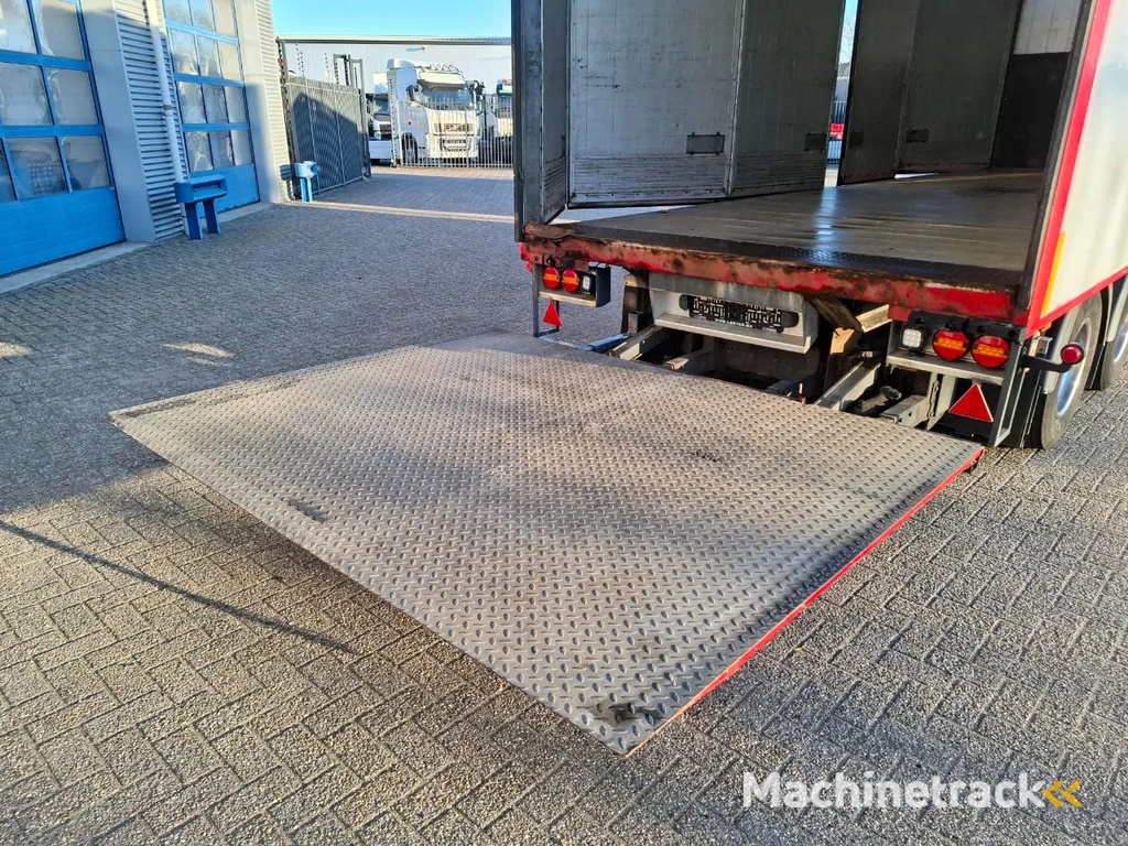 DAF XF106-530 / DEB / COMPLETE COMBI / SIDE DOORS / 2XPLATFORM 2500KG / ONLY:773032 KM / LWDS / LEATHER / EURO-6 / 2017