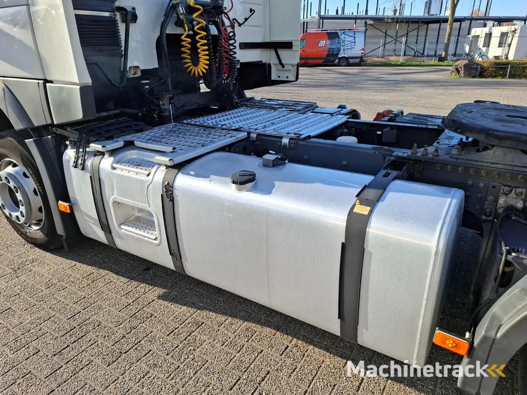 Volvo FM11-450 / VEB / ADR / ONLY:579669 KM / SMART TACHO / LWDS / AIRCO / AUTOMATIC / EURO-6 / 2018