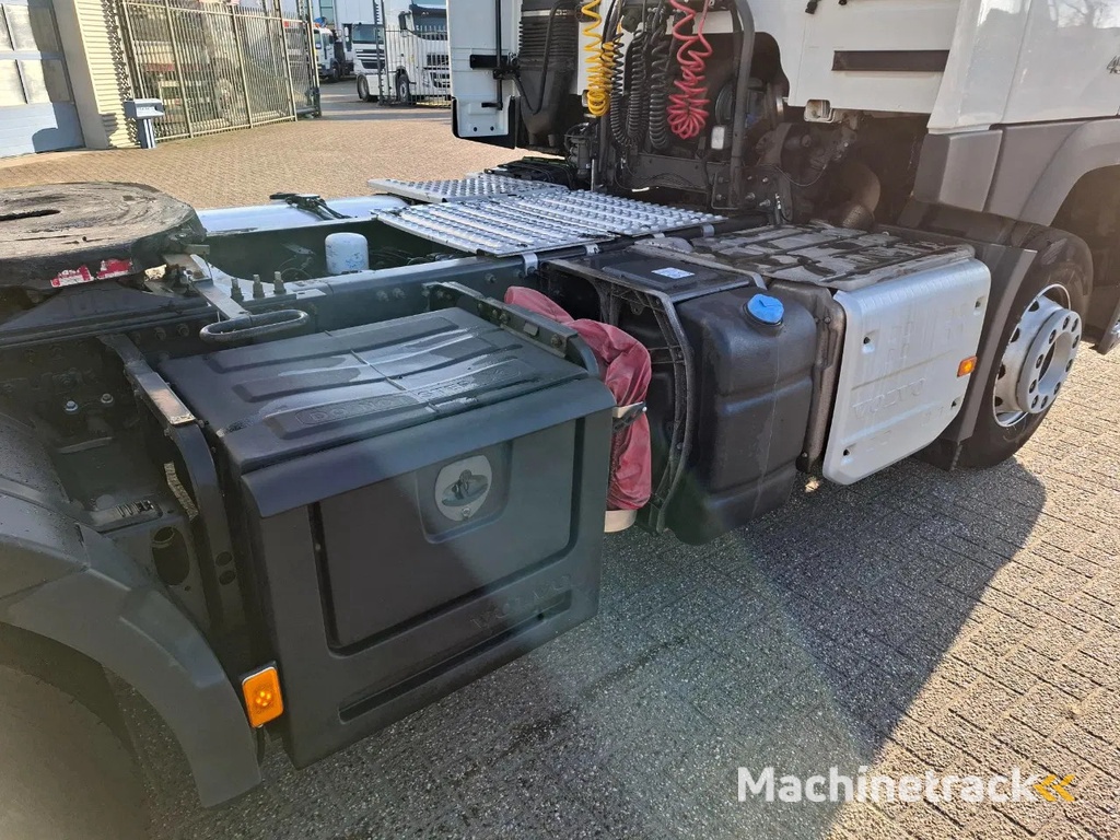 Volvo FM11-450 / VEB / ADR / ONLY:579669 KM / SMART TACHO / LWDS / AIRCO / AUTOMATIC / EURO-6 / 2018