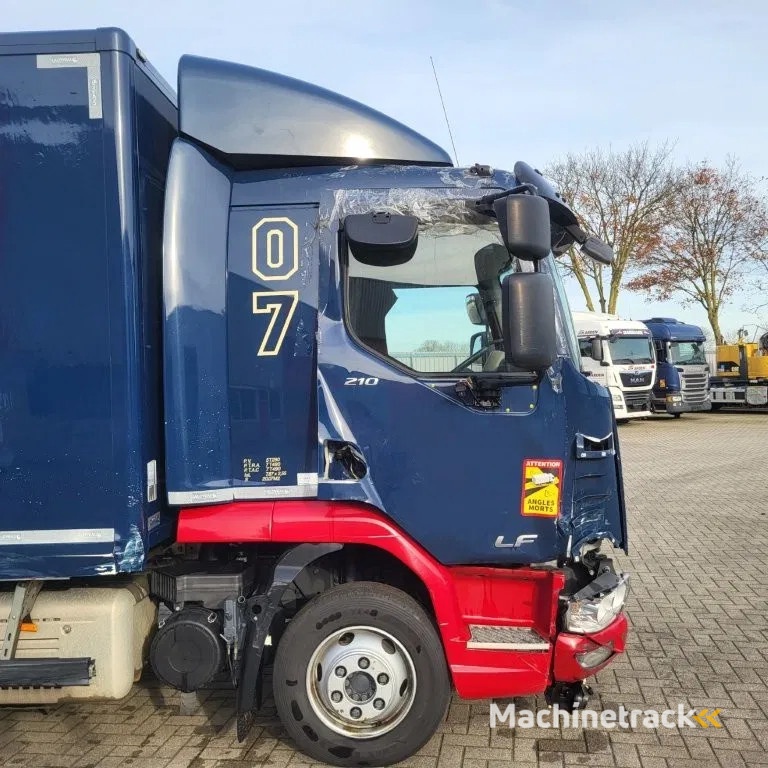 DAF LF 210 / ENGINE RUNNING / ONLY:120371 KM / PLATFORM:1000 KG / LWDS / AIRCO / AUTOMATIC / EURO-6 / 2022