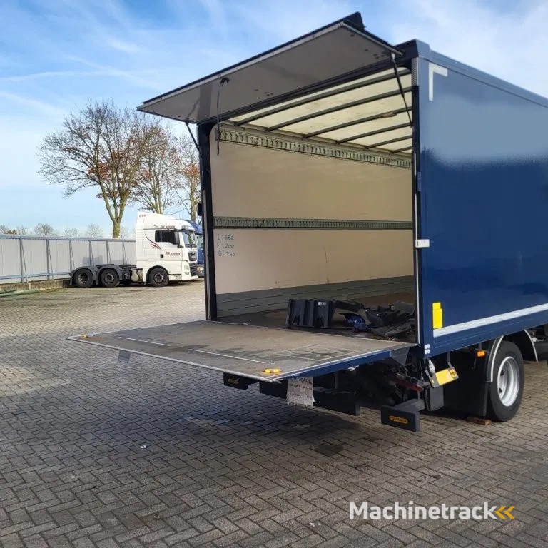 DAF LF 210 / ENGINE RUNNING / ONLY:120371 KM / PLATFORM:1000 KG / LWDS / AIRCO / AUTOMATIC / EURO-6 / 2022