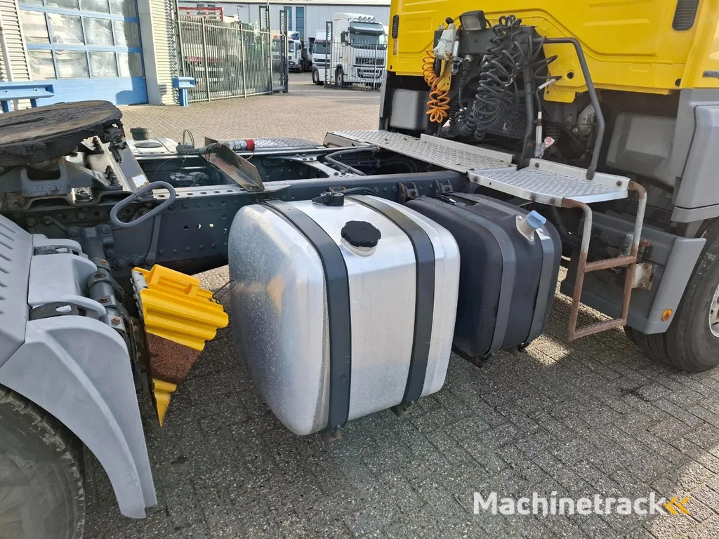 Mercedes-Benz Axor 1933 / GERMAN TRUCK / HYDRAULICS / ONLY:532084 KM / AIRCO / ALCOA / MANUAL / EURO-5 / 2012