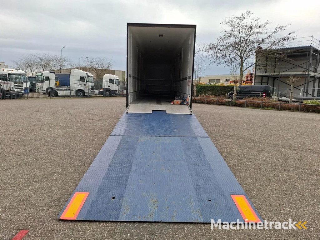 LECI TRAILER SR2E / NL RACE TRAILER / CAR TRANSPORT / 6CARS / 2XLIFT 3TON / WINCH / TUV:27-02-2026 / 2002