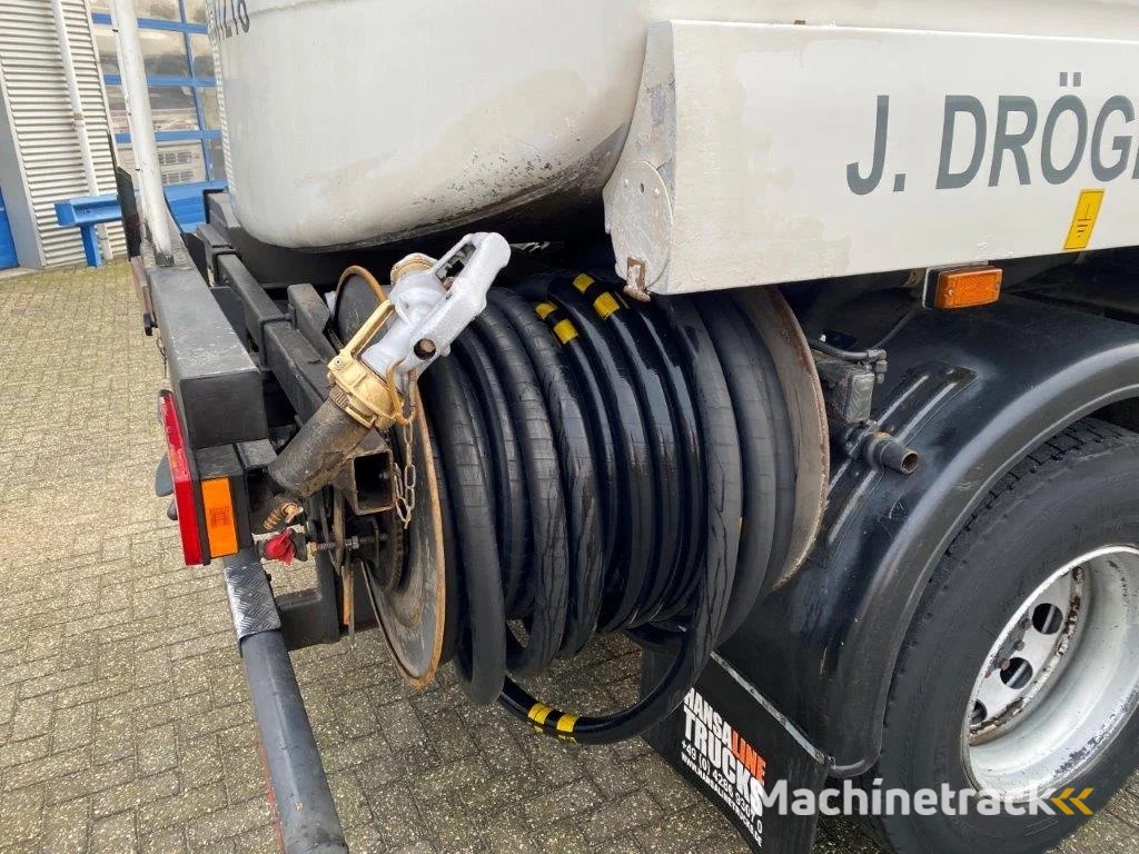 DAF 65CF-240 / FULL STEEL / POMP / 3 COMPARTIMENTS / 8350 LITER / ONLY:25969 KM / EURO-2 / MANUAL / GOOD CONDITION