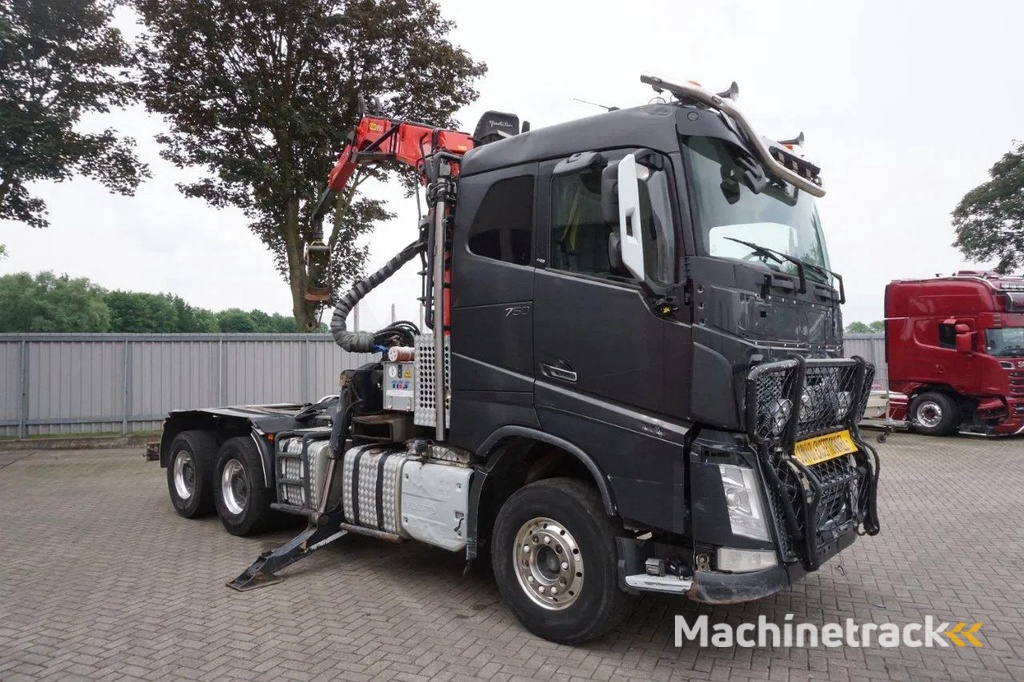 Volvo FH16-750 / ENGINE RUNNING / 6x4 / RETARDER / BIG AXLE / VEB+ / PALFINGER FD250 / EURO-6 / 2016