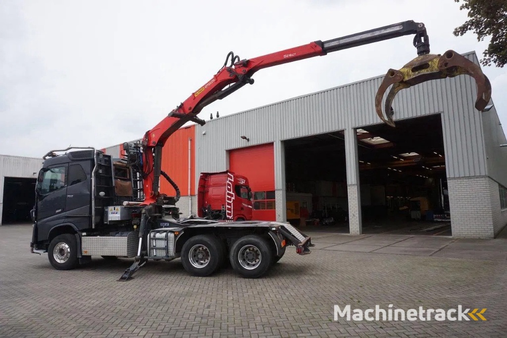 Volvo FH16-750 / ENGINE RUNNING / 6x4 / RETARDER / BIG AXLE / VEB+ / PALFINGER FD250 / EURO-6 / 2016