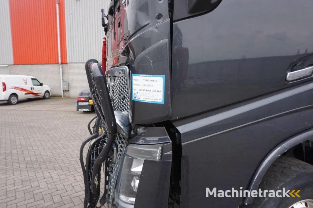 Volvo FH16-750 / ENGINE RUNNING / 6x4 / RETARDER / BIG AXLE / VEB+ / PALFINGER FD250 / EURO-6 / 2016