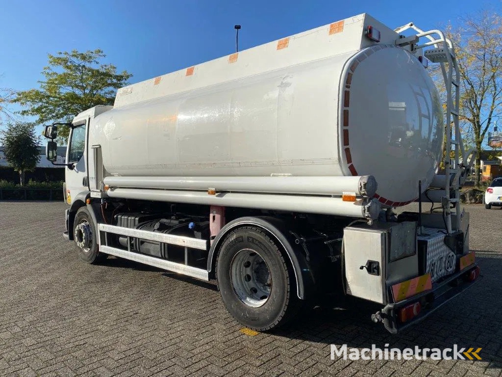 Volvo FL7-290 / 5 COMPARTIMENTS / 13000 LITER TOTAL / PUMP / AUTOMATIC / EURO-5 / 2009