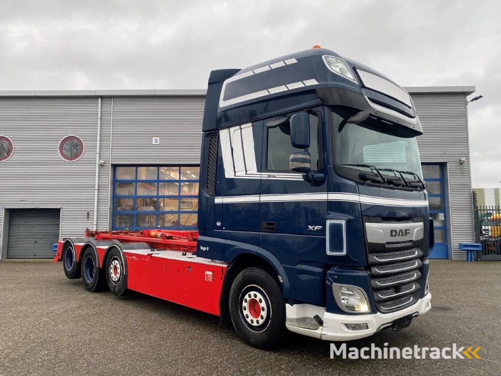 DAF XF106-530 8X2 / AJK HOOKLIFT 25000KG / 9 TON FRONT AXLE / NAVI / ONLY:612482 KM / SSC / AUTOMATIC / EURO-6 / 2019