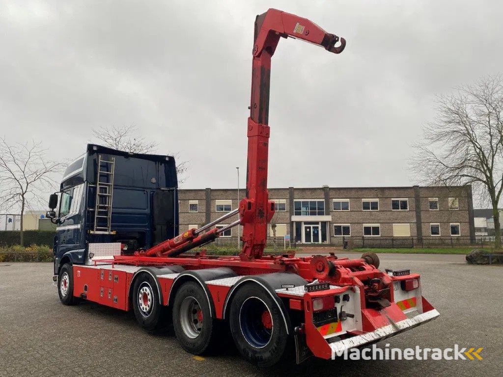 DAF XF106-530 8X2 / AJK HOOKLIFT 25000KG / 9 TON FRONT AXLE / NAVI / ONLY:612482 KM / SSC / AUTOMATIC / EURO-6 / 2019
