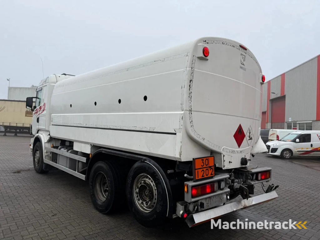 Scania R480 / ENGINE RUNING / RETARDER / 4 COMPARTIMENTS / 18000 LITER TOTAAL / LIFT+LENKACHSE / AUTOMATIC / EURO-5 / 2009