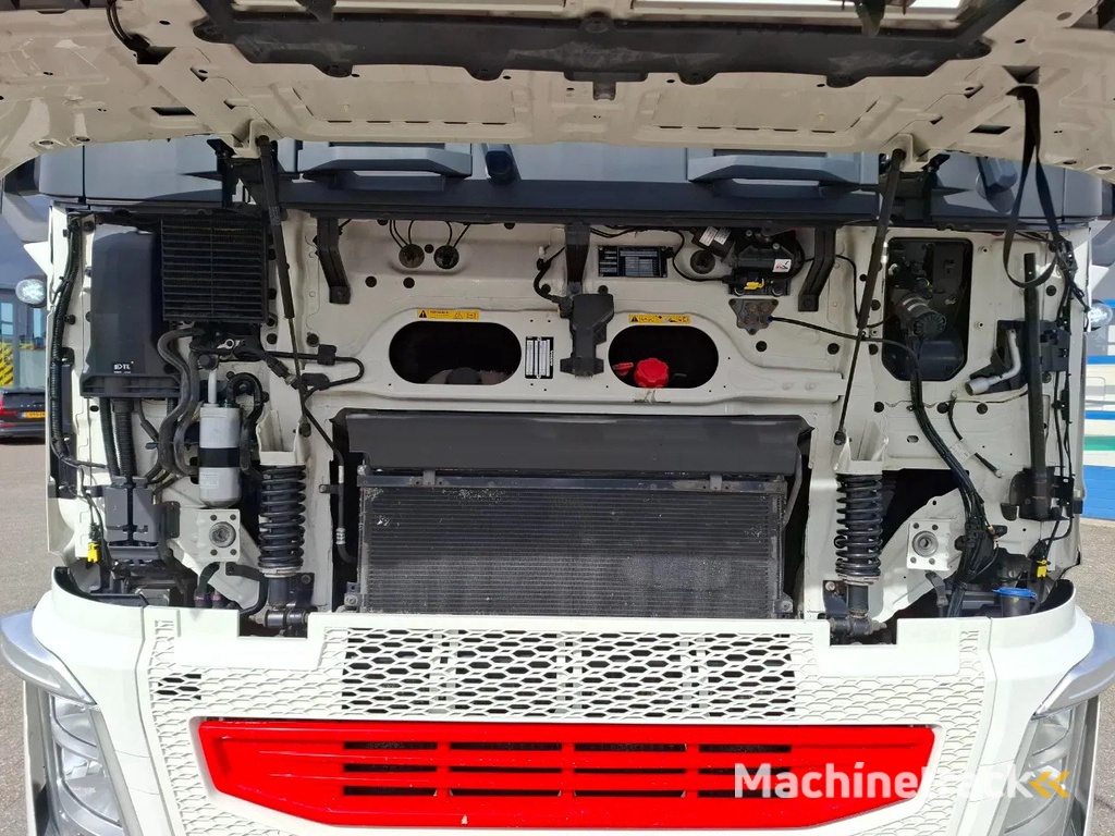 Volvo FH4-460 / VEB+ / HYDRAULICS / GEN2 V2 SMART TACHO / LWDS / SIDESKIRTS / FRIDGE / EURO-6 / 2018