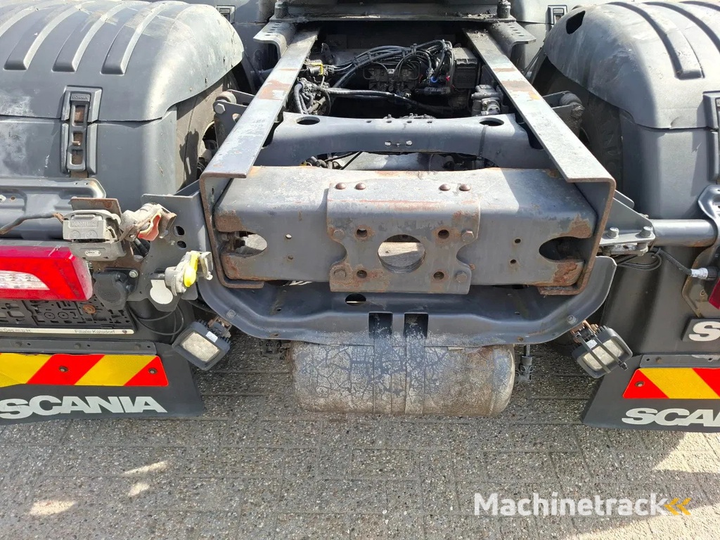 Scania NGS R650 V8 / 6X4 / RETARDER / 2X BIG AXLE / PARKCOOL / DOUBLE TANK / INLINER / FULL-AIR / ALCOA / LEATHER / NAVI / GEN2 V2 / EURO-6 / 2018