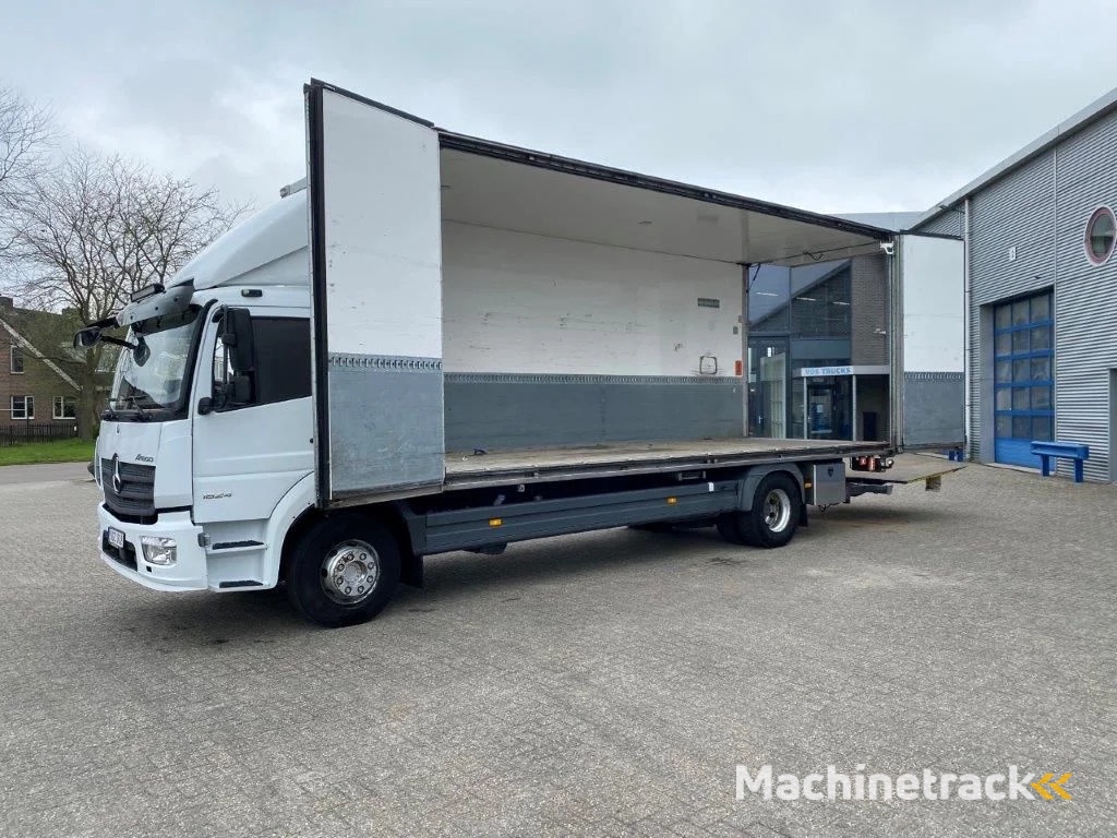 Mercedes-Benz ATEGO 1624 / AUTOMATIC / CLOSED BOX / SIDE DOORS / AIRCO / LWDS / FCW / EURO-6 / 2016