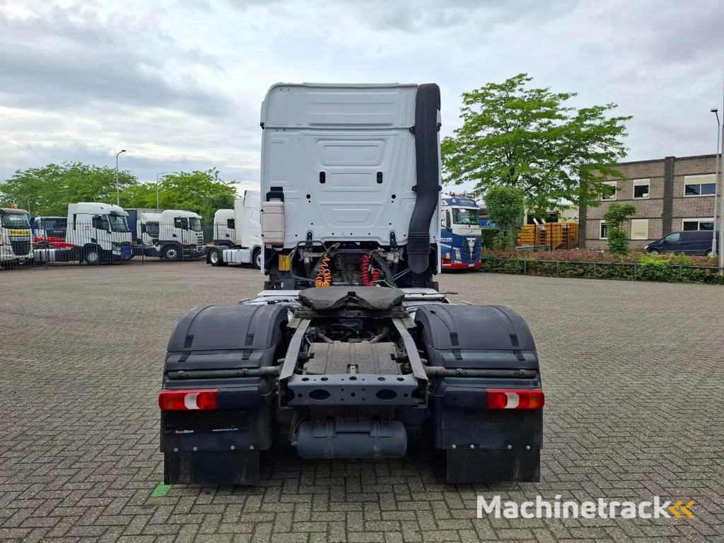 Mercedes-Benz Actros 1945 / DOUBLE TANK / ONLY:508736 KM / 2XBED / FRIDGE / AUTOMATIC / EURO-6 / 2015