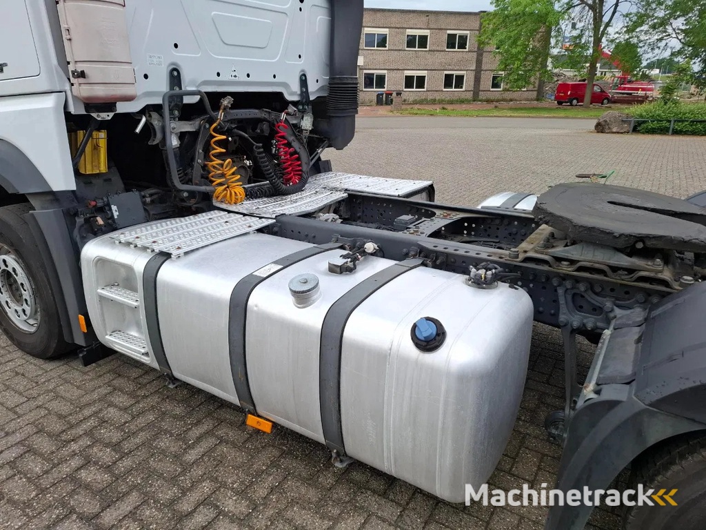 Mercedes-Benz Actros 1945 / DOUBLE TANK / ONLY:508736 KM / 2XBED / FRIDGE / AUTOMATIC / EURO-6 / 2015