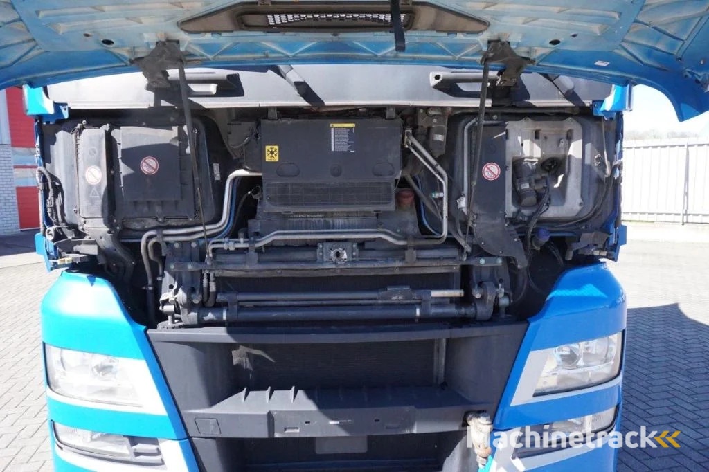 MAN TGX 18.400 / AUTOMATIC / DOUBLE TANK / ENGINE PROBLEMS / EURO-6 / 2016