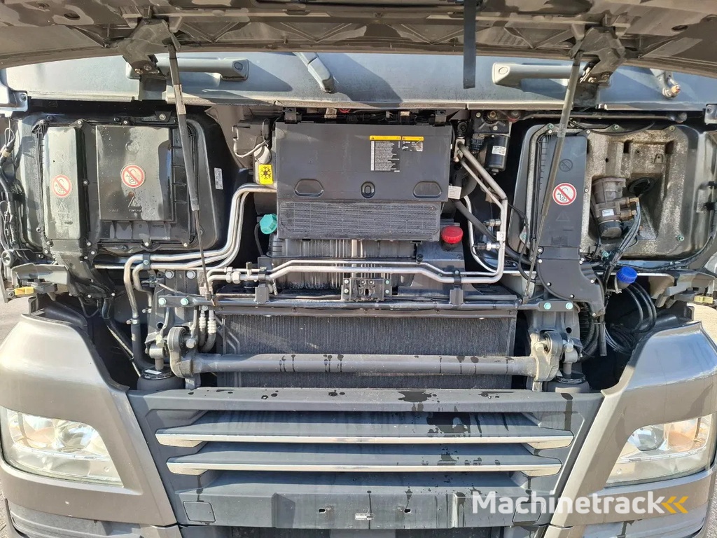 MAN TGX 26.460 / INTARDER / ACC / LWDS / LIFT AXLE / FRIDGE / 2XBED / AUTOMATIC / EURO-6 / 2020