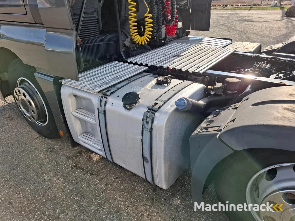 MAN TGX 26.460 / INTARDER / ACC / LWDS / LIFT AXLE / FRIDGE / 2XBED / AUTOMATIC / EURO-6 / 2020