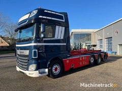 daf-xf106-530-8x2---ajk-hooklift-25000kg---9-ton-front-axle---navi---only612482-km---ssc---automatic---euro-6---2019