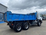 Minituur van Scania 114-340 / 6X4 / 2 SIDE TIPPER / BIG AXLE / FULL-STEEL / DRUM BRAKES / MANUAL / 1999