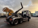 Minituur van Renault C480 / ENGINE RUNNING / 6X4 / HIAB 21TON HOOKLIFT / ONLY:146334 KM / AUTOMATIC / EURO-6 / 2020