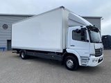 Minituur van Mercedes-Benz ATEGO 1624 / AUTOMATIC / CLOSED BOX / SIDE DOORS / AIRCO / LWDS / FCW / EURO-6 / 2016