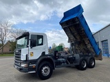 Minituur van Scania 114-340 / 6X4 / 2 SIDE TIPPER / BIG AXLE / FULL-STEEL / DRUM BRAKES / MANUAL / 1999