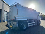 Minituur van Volvo FL7-290 / 5 COMPARTIMENTS / 13000 LITER TOTAL / PUMP / AUTOMATIC / EURO-5 / 2009