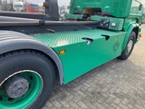 Miniaturansicht von Scania R520 V8 / 8X4 / BIG AXLE / AJK HOOKLIFT 30TON / LIFT+LENKACHSE / NAVI / LEATHER / FULL-AIR / AUTOMATIC / EURO-6 / 2015