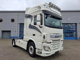 Miniaturansicht von DAF XF106-460 / DEB / TUV:20-01-2026 / 753438 KM / FRIDGE / ACC / LWDS / GEN2 V2 TACHO / ALCOA / AUTOMATIC / EURO-6 / 2017