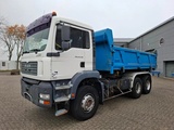 Miniaturansicht von MAN TGA 26.310 / 6X4 / 2XBIG AXLE / 2SIDE TIPPER / ONLY:545423 KM / TUV:06-05-2026 / FULL-STEEL / AIRCO / MANUAL / EURO-4 / 2005