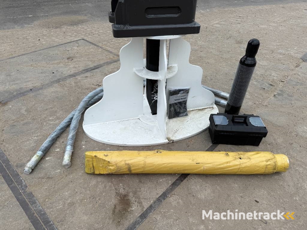 Maxx 3500 hammer / 40-60 Ton / Hydraulic Breaker /