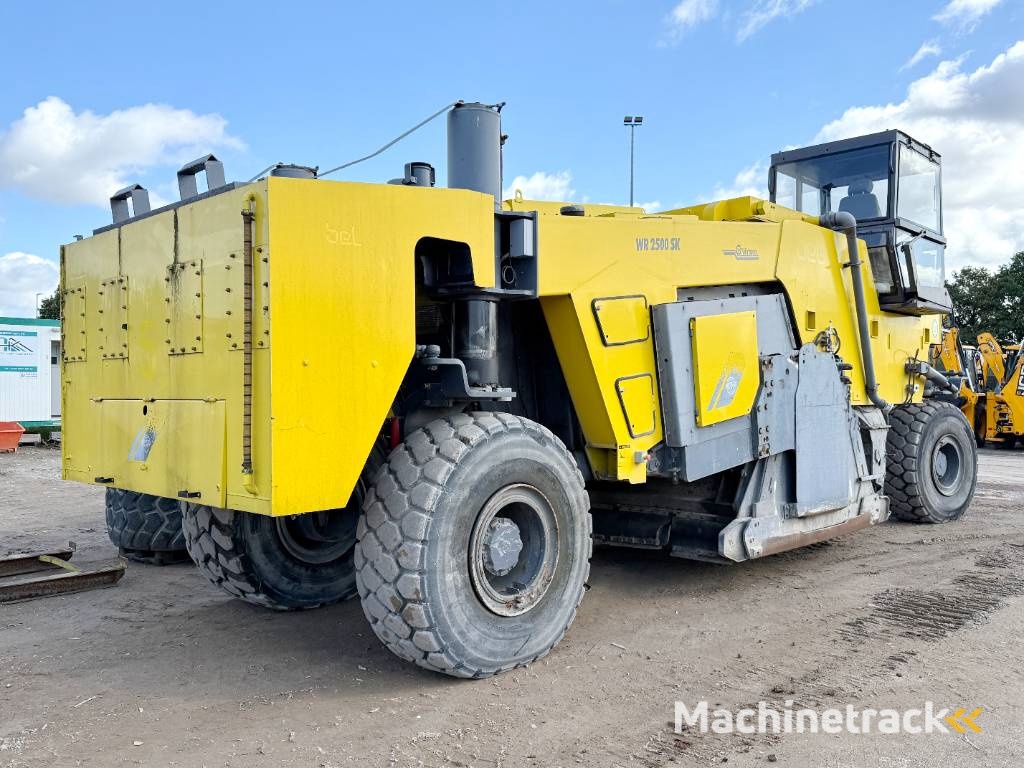 Wirtgen WR2500SK - Dutch Machine / Extra Miller and Tires