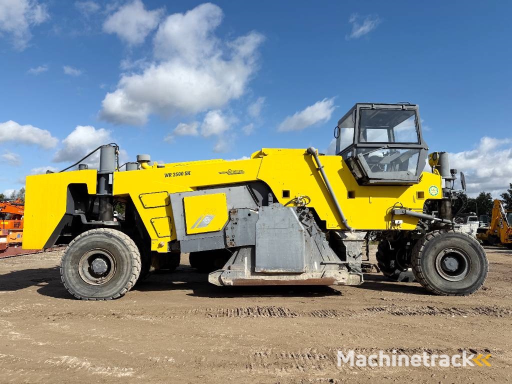 Wirtgen WR2500SK - Dutch Machine / Extra Miller and Tires