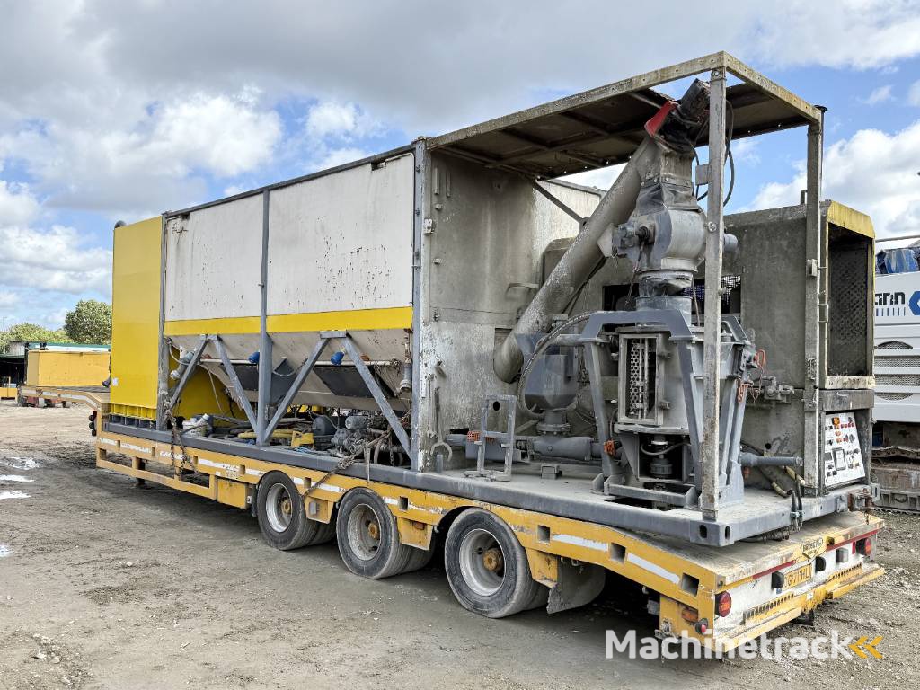 Wirtgen WM400 + Broshuis Trailer - Menginstallatie