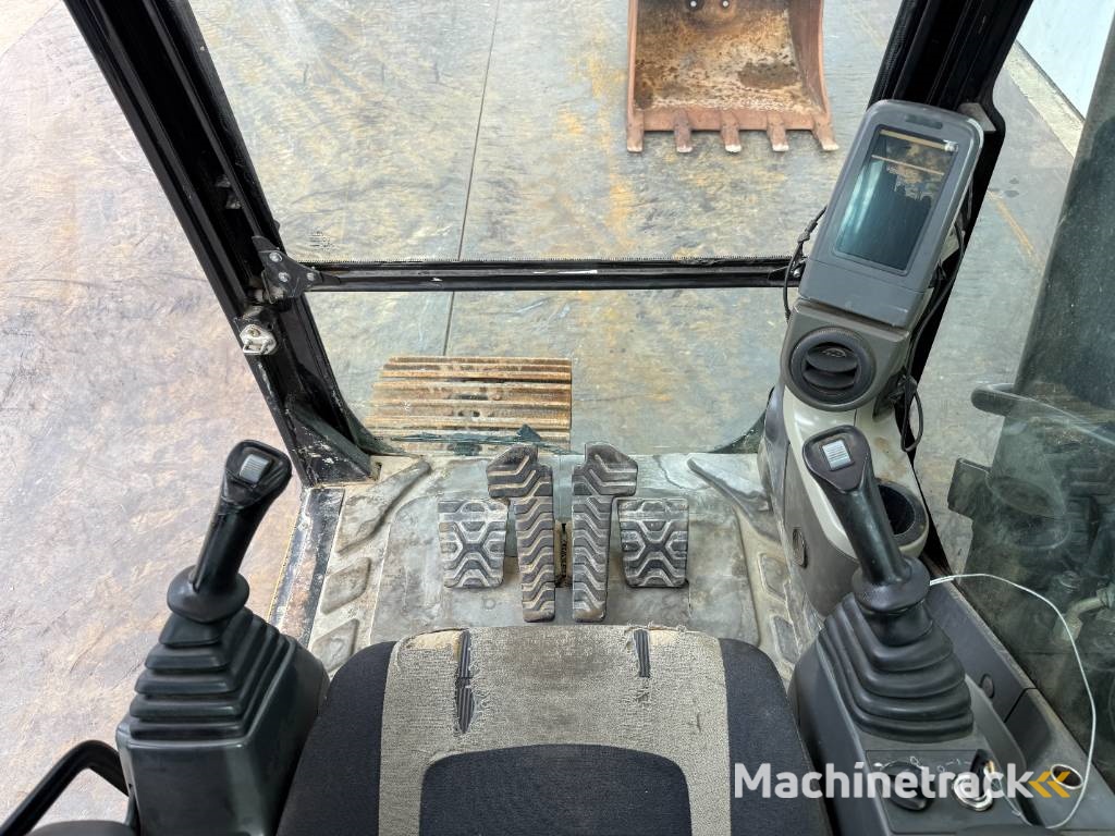 CAT 320DL - Hammer Lines / Quick Coupler