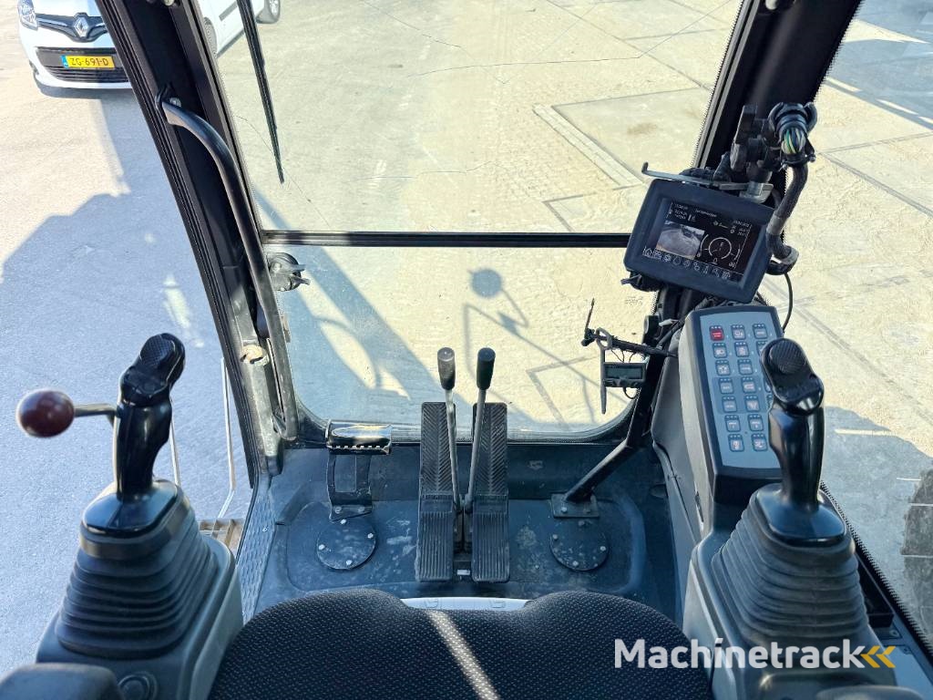 Liebherr R946LC SHD - 15 Meter Long Reach / Dutch Machine