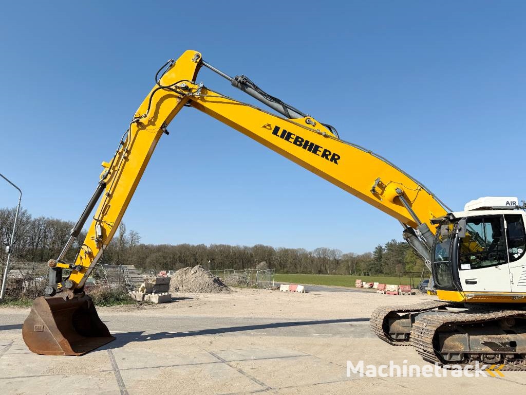 Liebherr R946LC SHD - 15 Meter Long Reach / Dutch Machine