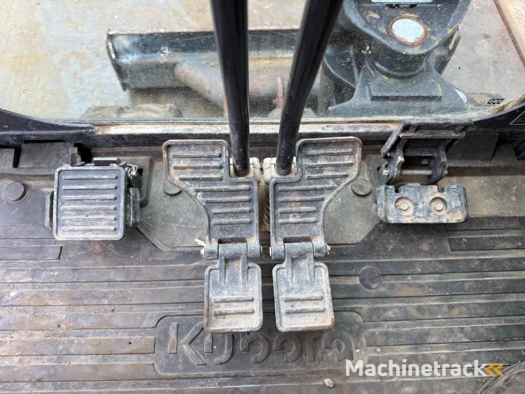 Kubota KX027-4 - Hammer Lines / Quick Coupler