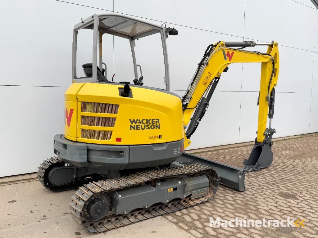 Wacker Neuson EZ36 - New / Unused / Hammer Lines