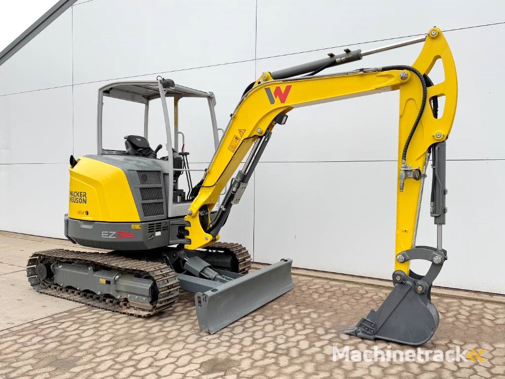 Wacker Neuson EZ36 - New / Unused / Hammer Lines
