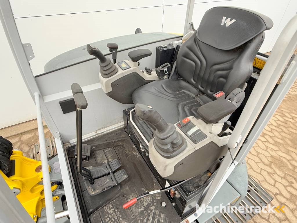 Wacker Neuson EZ36 - New / Unused / Hammer Lines