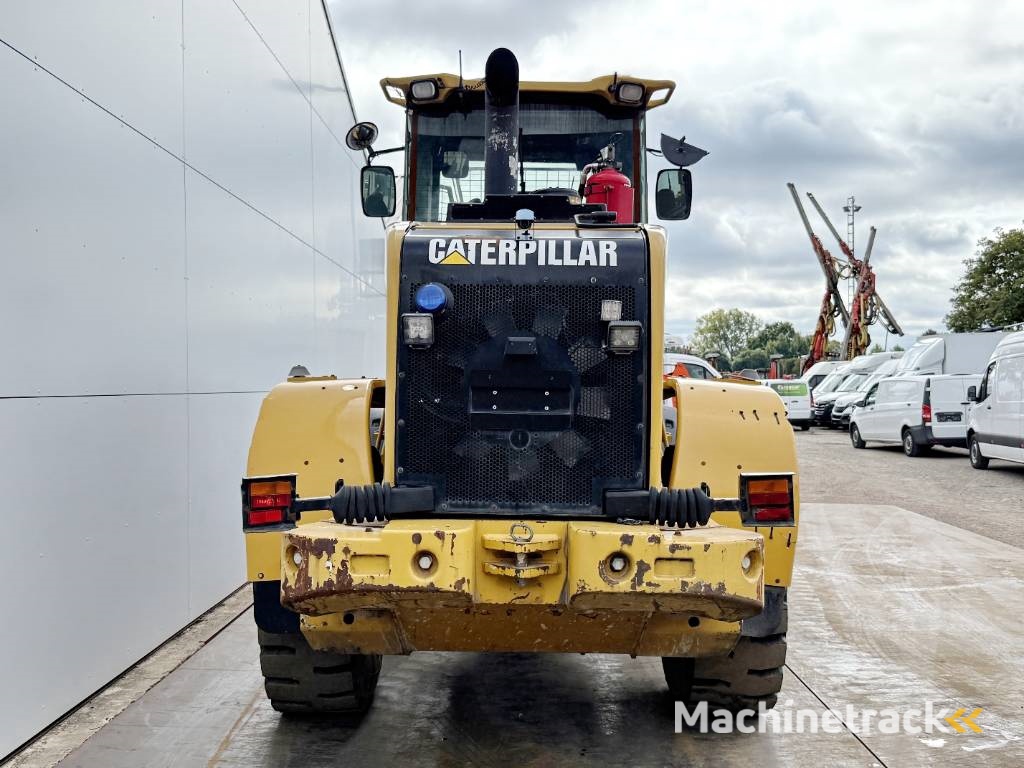 CAT 930H - New Tires / High-tip Bucket / Auto Greasing