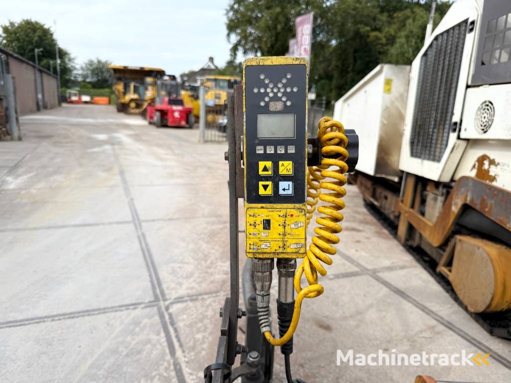 Volvo ABG9820 - 6 Meter Paving Width / Good Condition