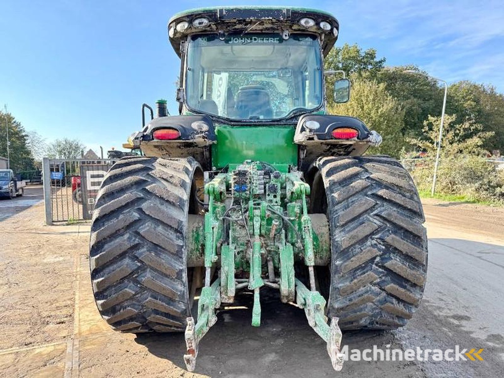 John Deere 7R