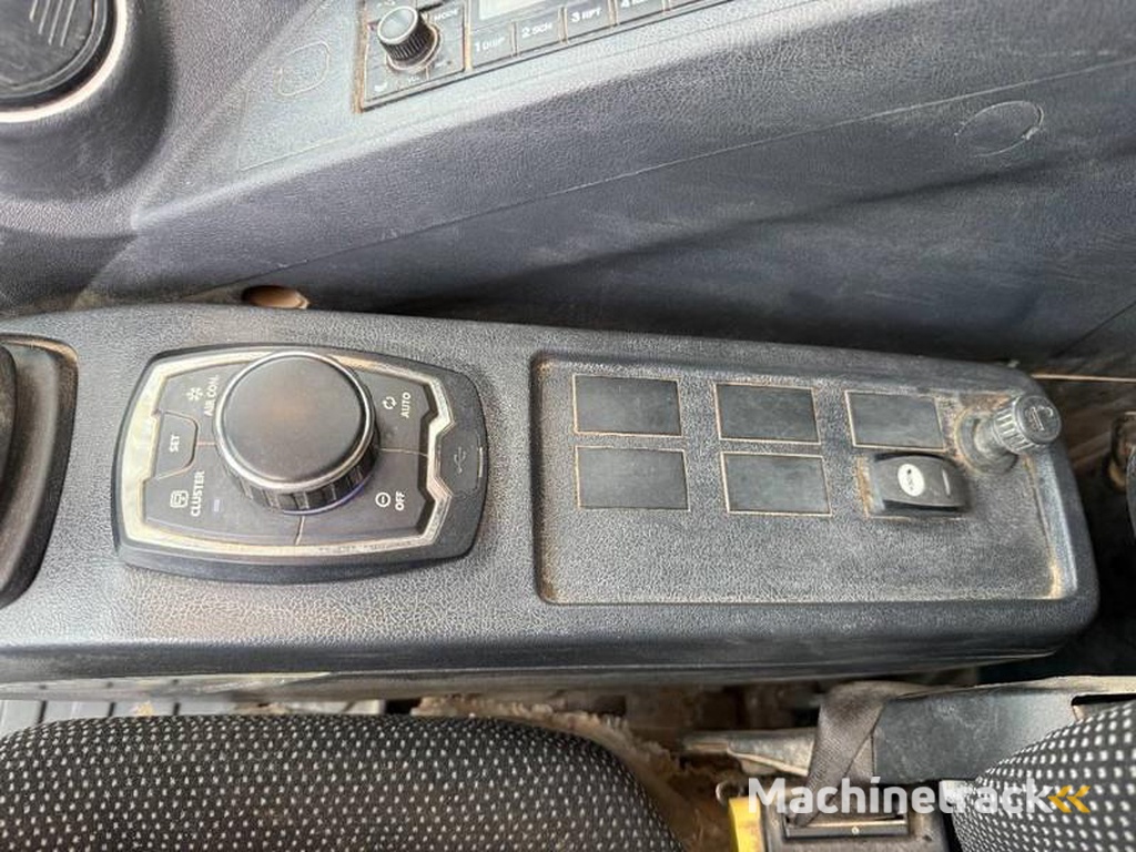 Hyundai HX300LR-18m-Long-Reach-2-Units-Available-