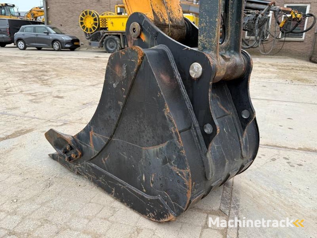 Hyundai HX300LR-18m-Long-Reach-2-Units-Available-